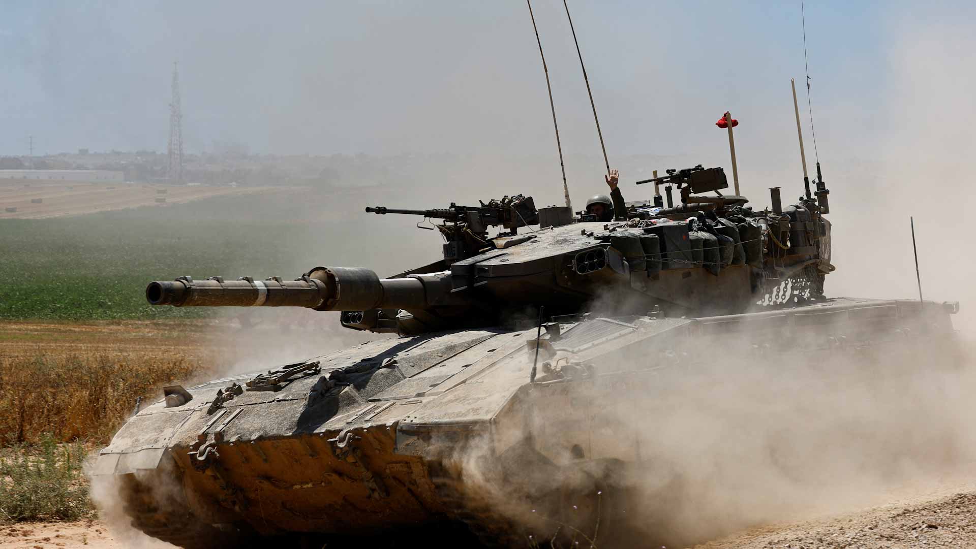 صورة بعنوان: انقسامات وخلافات الحكومة الإسرائيلية حول غزة تخرج إلى العلن 