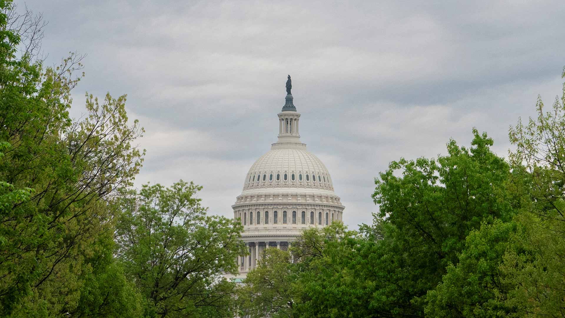 صورة بعنوان: مجلس النواب الأميركي يصوت بإلزام بايدن بإرسال أسلحة لإسرائيل 