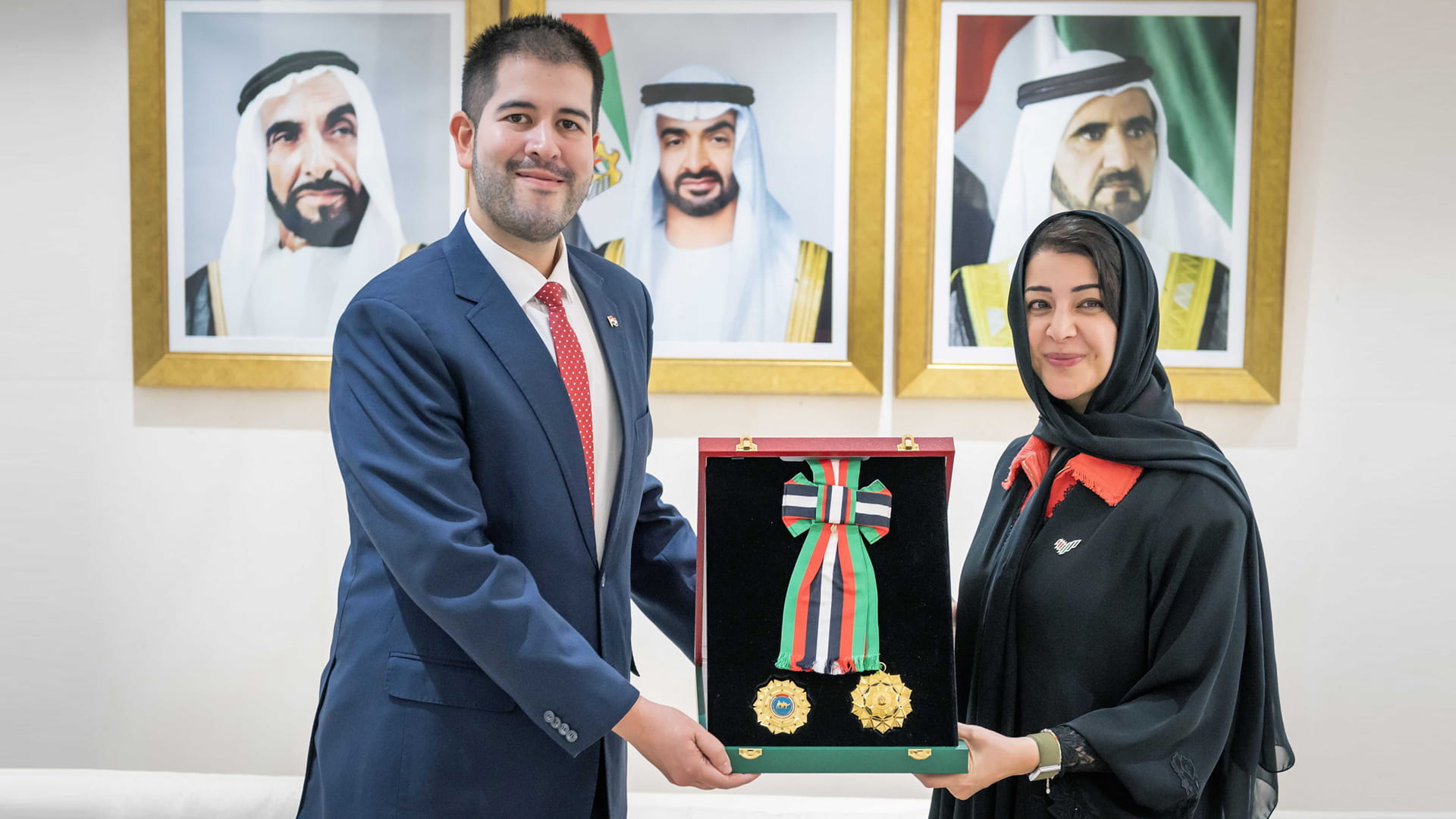 Image for the title: UAE President confers Medal of Independence on Paraguay Ambassador 