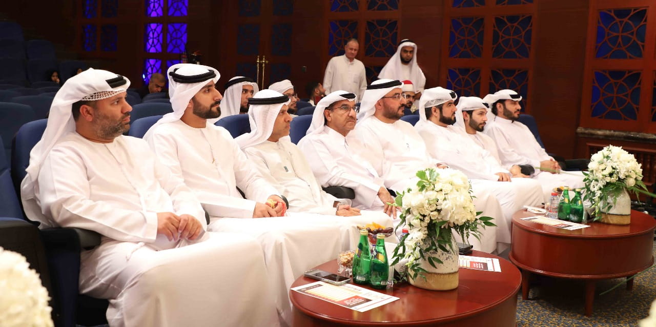 صورة بعنوان: تنافس10متسابقين في ثالث أيام مسابقة الشيخ راشد بن محمد لأجمل ترتيل 