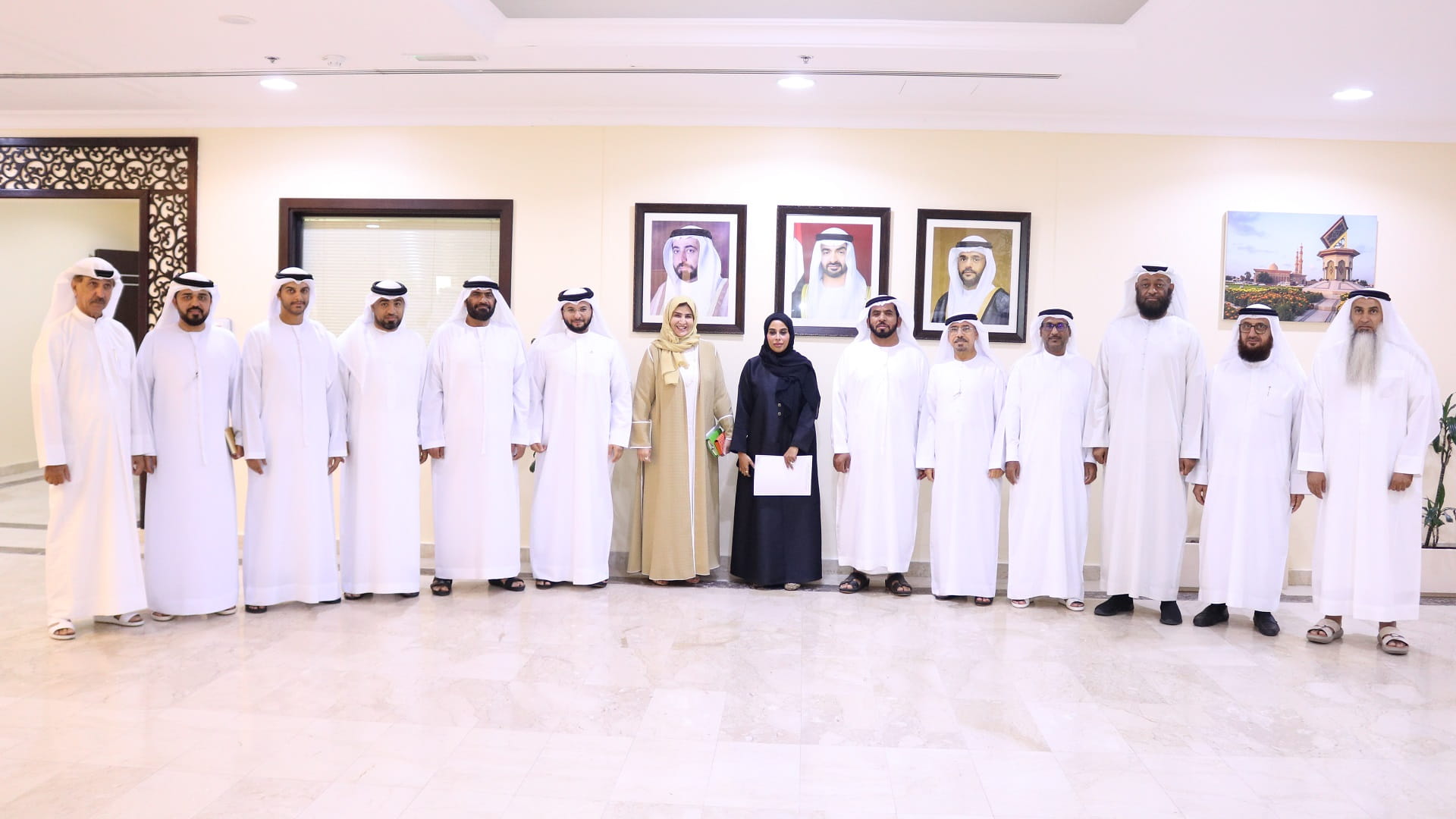 صورة بعنوان: "مرافق الاستشاري" تطلع على أعمال دائرة الشؤون الإسلامية بالشارقة 