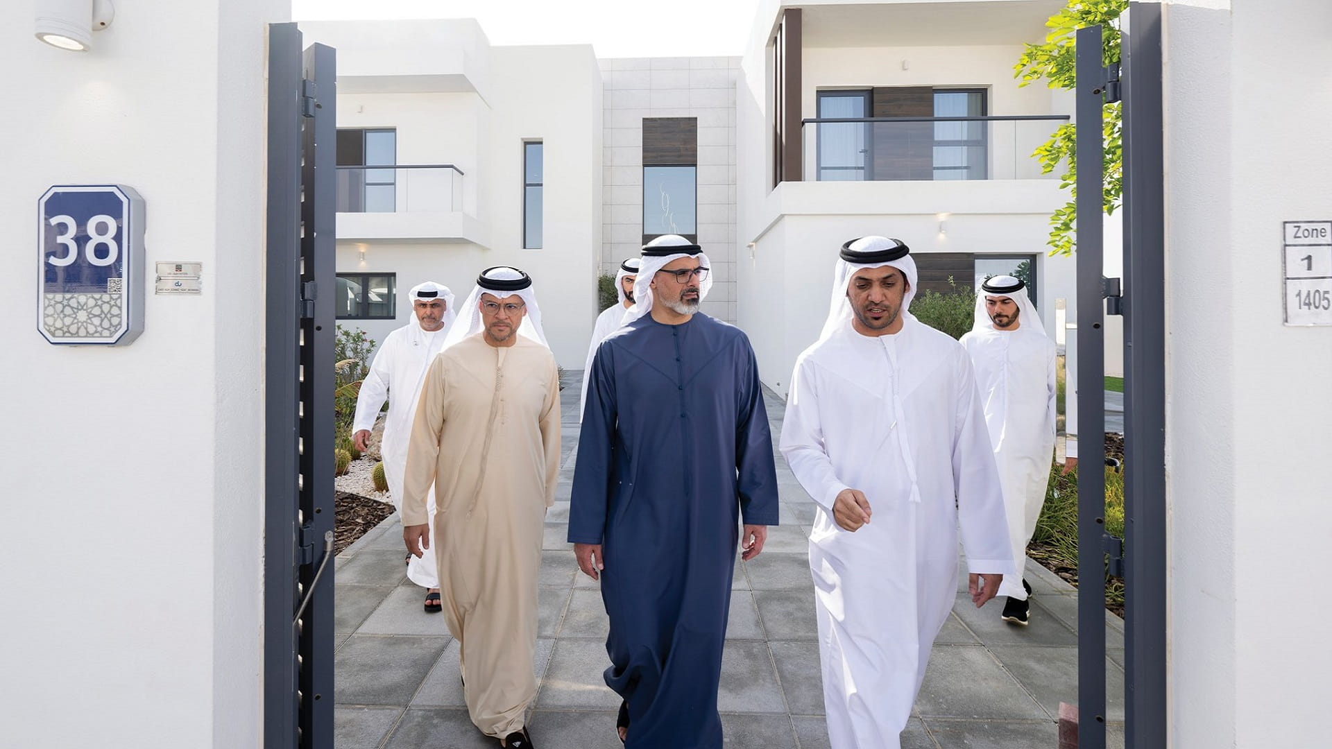 Image for the title: Khaled bin Mohamed inaugurates 'North Bani Yas' housing project 