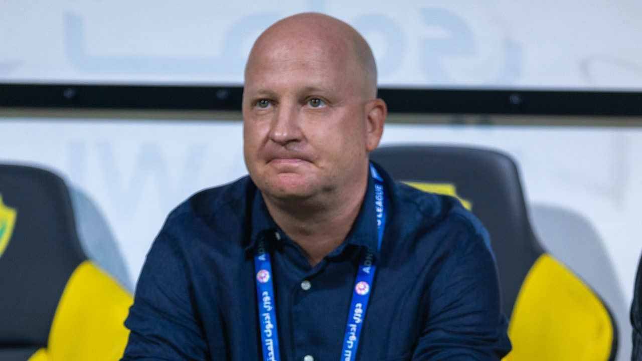 صورة بعنوان: شباب الأهلي ينهي علاقته بالمدرب نيكوليتش بالتراضي 