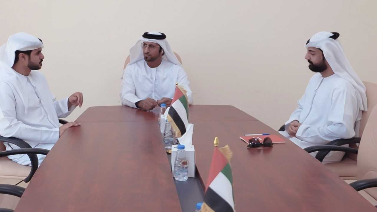 صورة بعنوان: تعاون بين "الشارقة لسباقات الهجن" ومركز رعاية الكلاب 