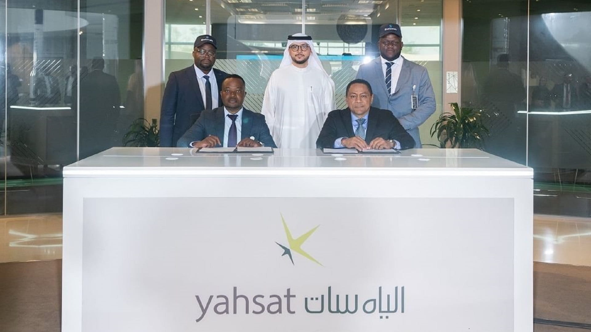 صورة بعنوان: "الياه سات" تقدم حلول الاتصالات الفضائية المتطورة في زيمبابوي 