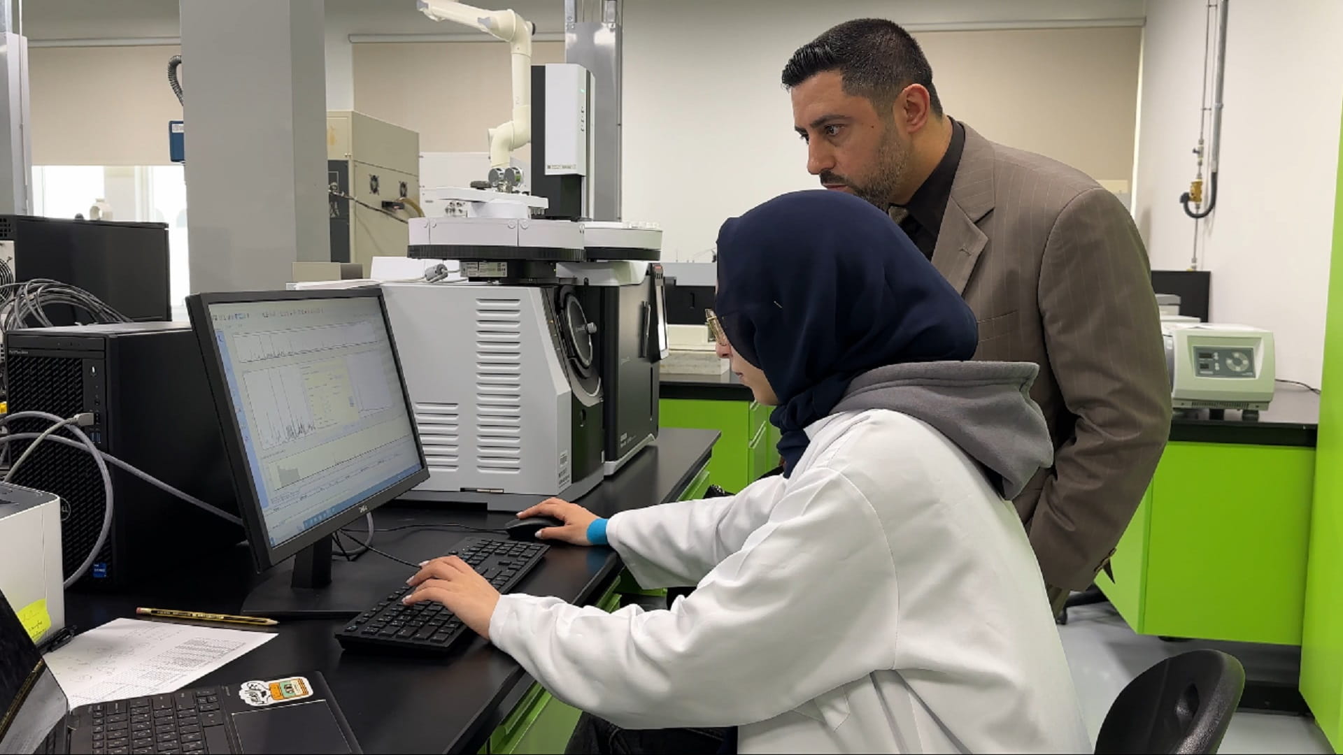 صورة بعنوان: الجامعة الأميركية في الشارقة تعزز برامج العلوم 