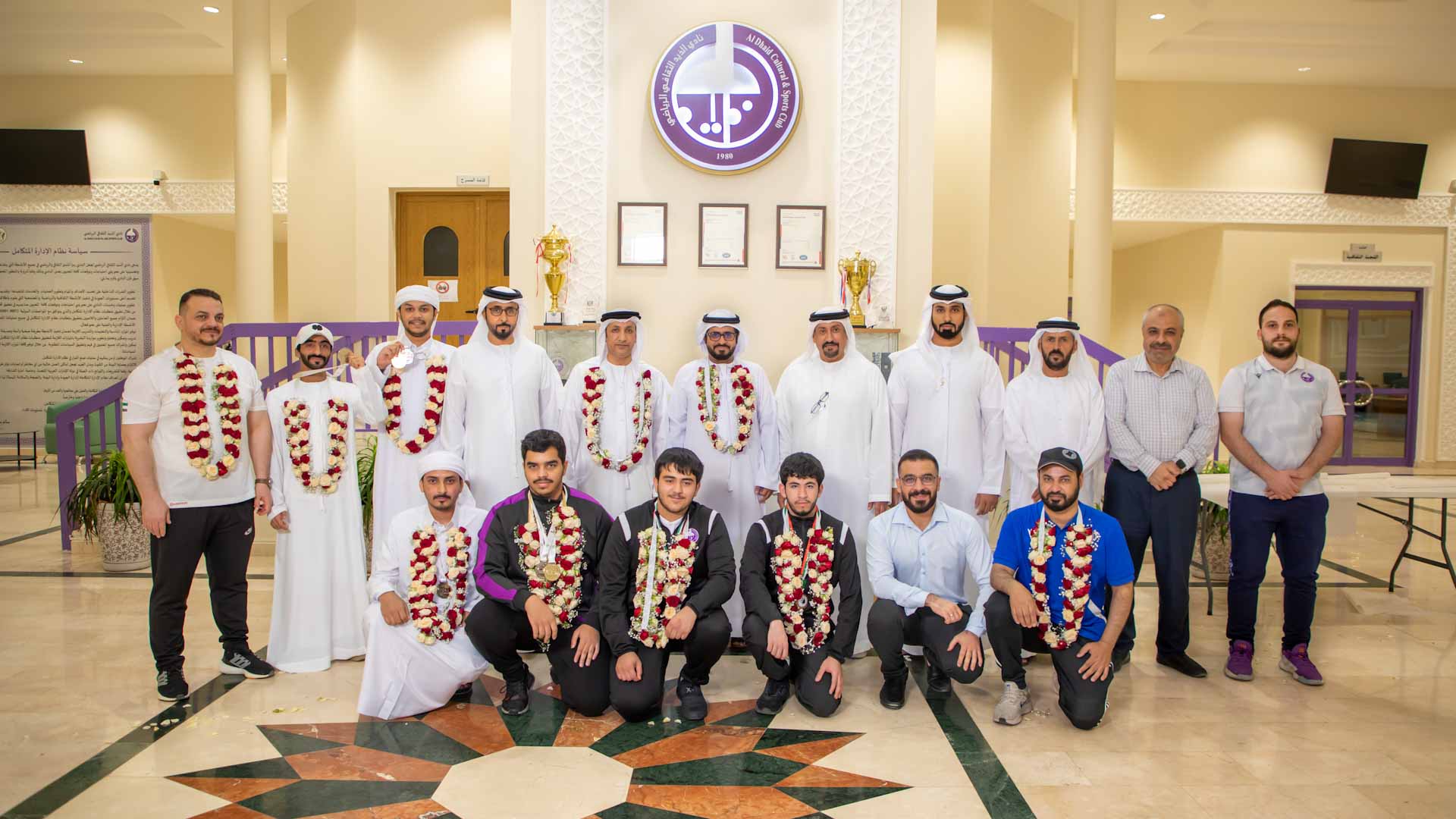 صورة بعنوان: نادي الذيد يستقبل أبطاله المحملين بميداليات "العربية للرماية"  