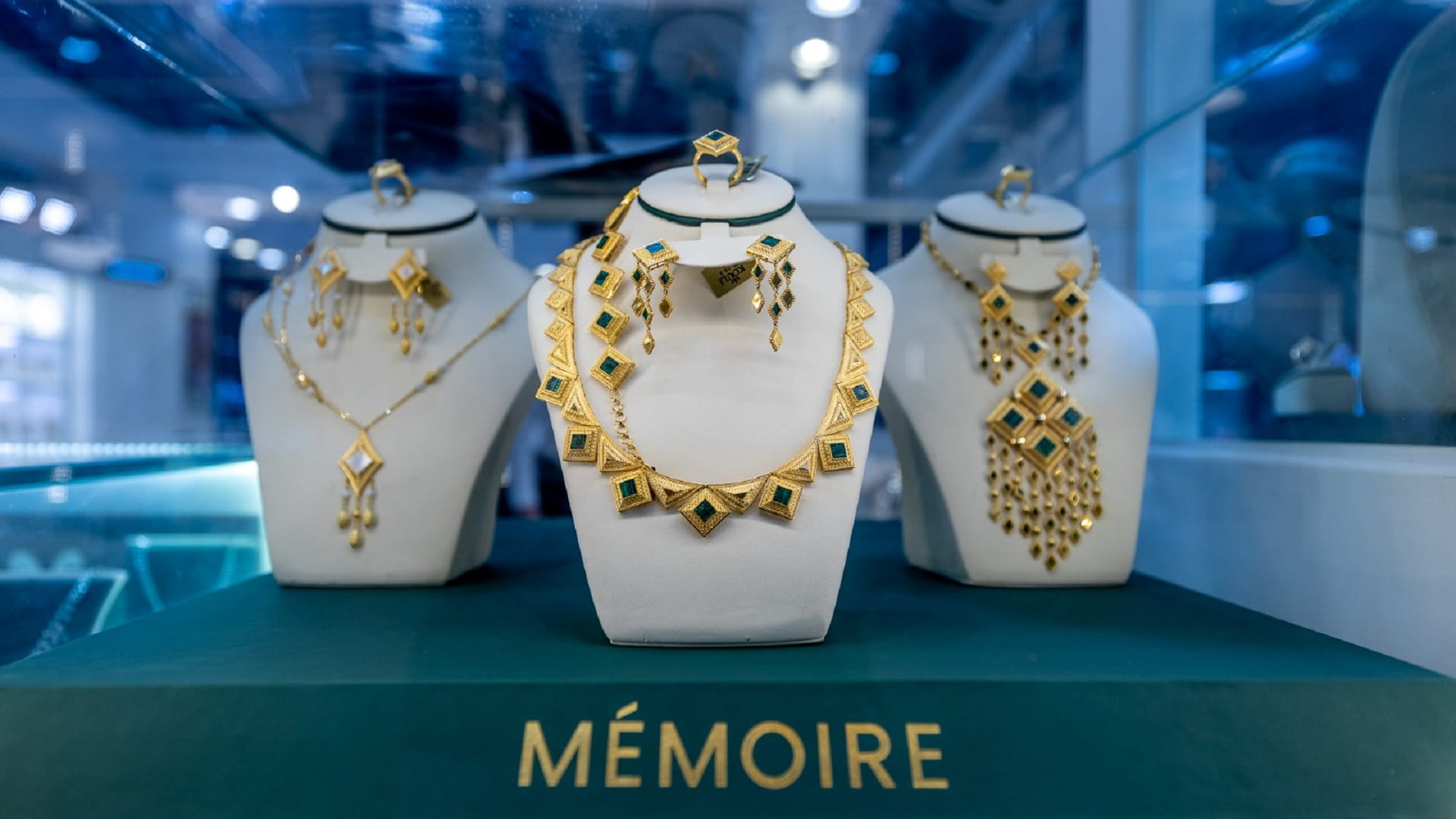 Image for the title: UAE designers showcases latest designs at Jewels of Emirates Show 