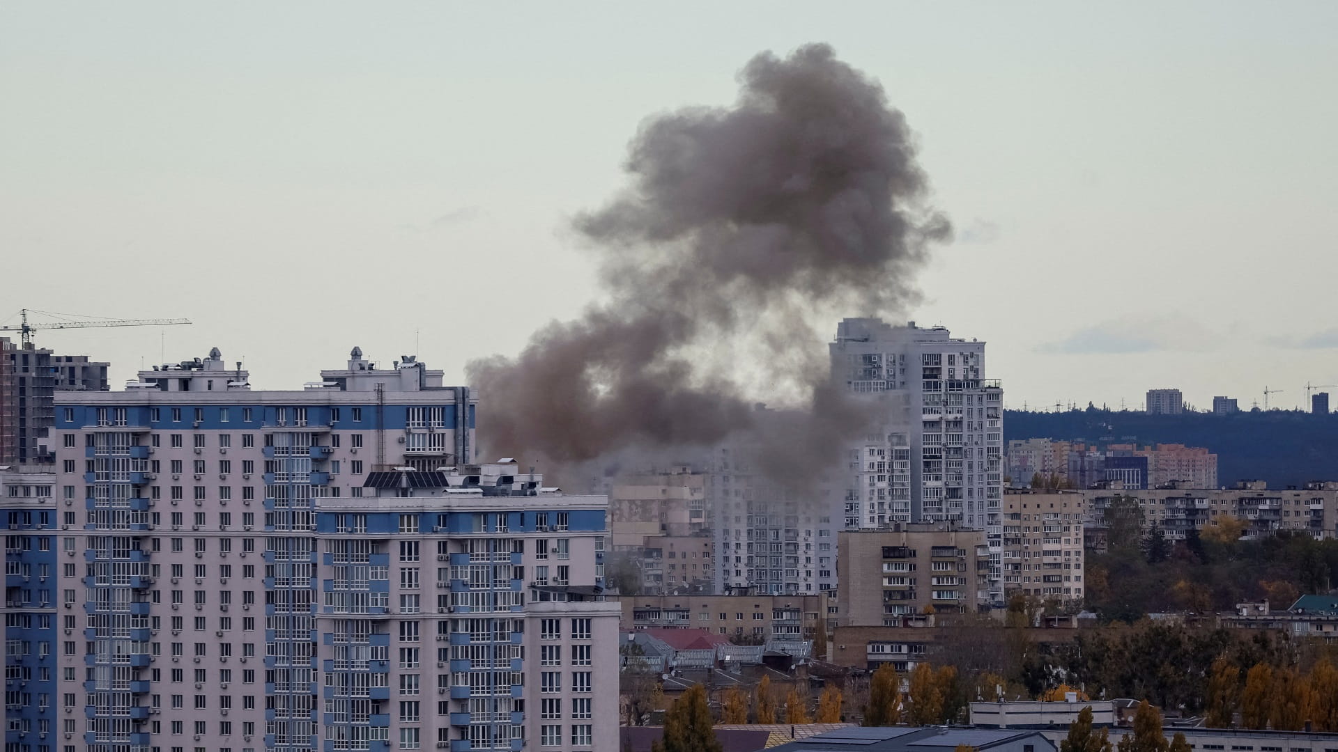 Kyiv comes under heavy Russian drone attack 