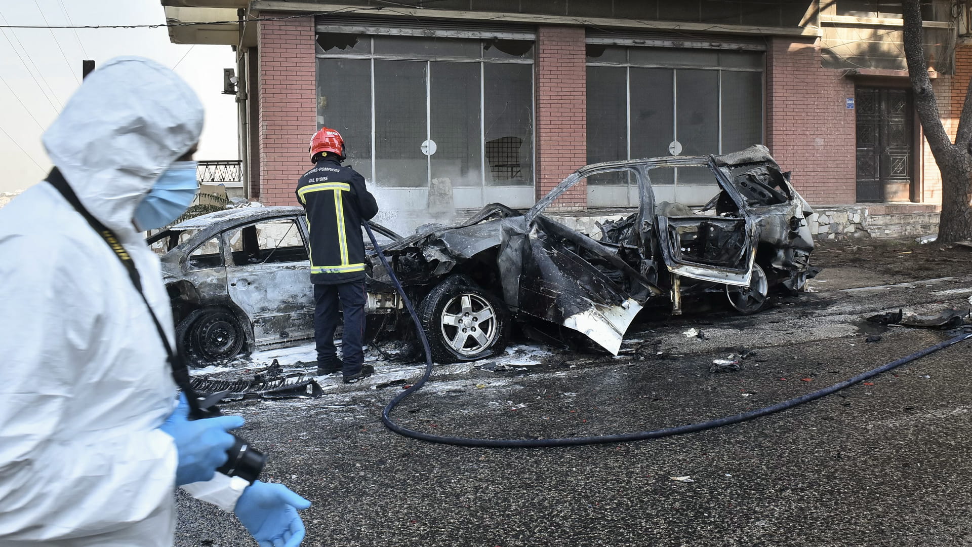 مقتل امرأة في غارة إسرائيلية على سيارة قرب بيروت 