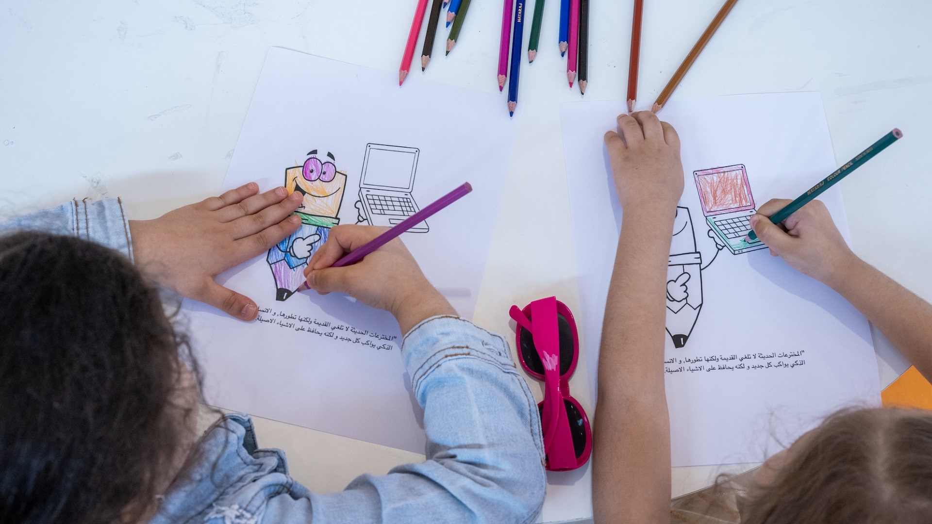 حكاية "القلم ولوحة المفاتيح" تكشف العلاقة الأصيلة للإنسان بالكتابة 