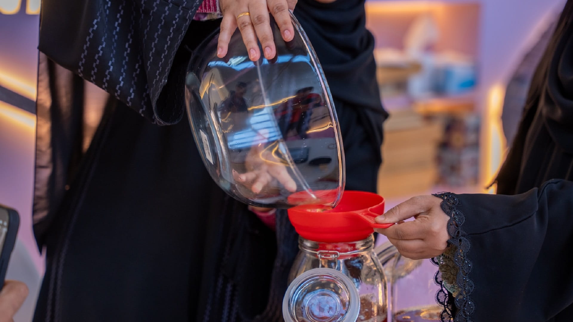 A probiotic tea workshop for gut health at SIBF 