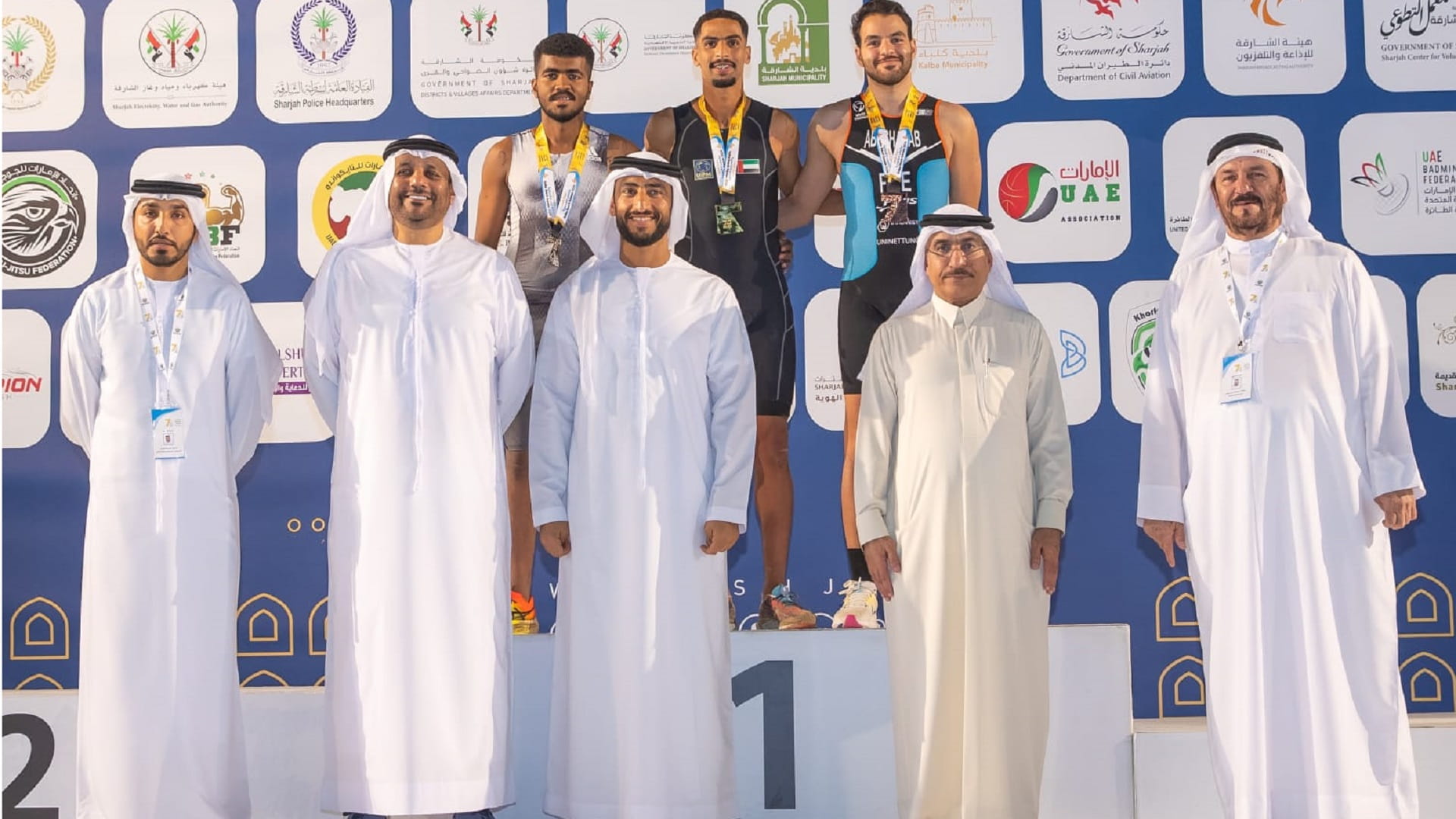 سعيد بن صقر يتوج الفائزين بمنافسات الثلاثي الحديث و"سلة الكراسي" 