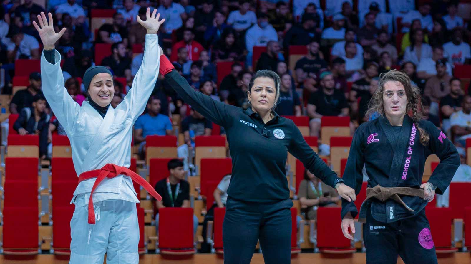 الكثيري والشحي والحوسني يتأهلون إلى نهائي الحزام الأسود للمحترفين