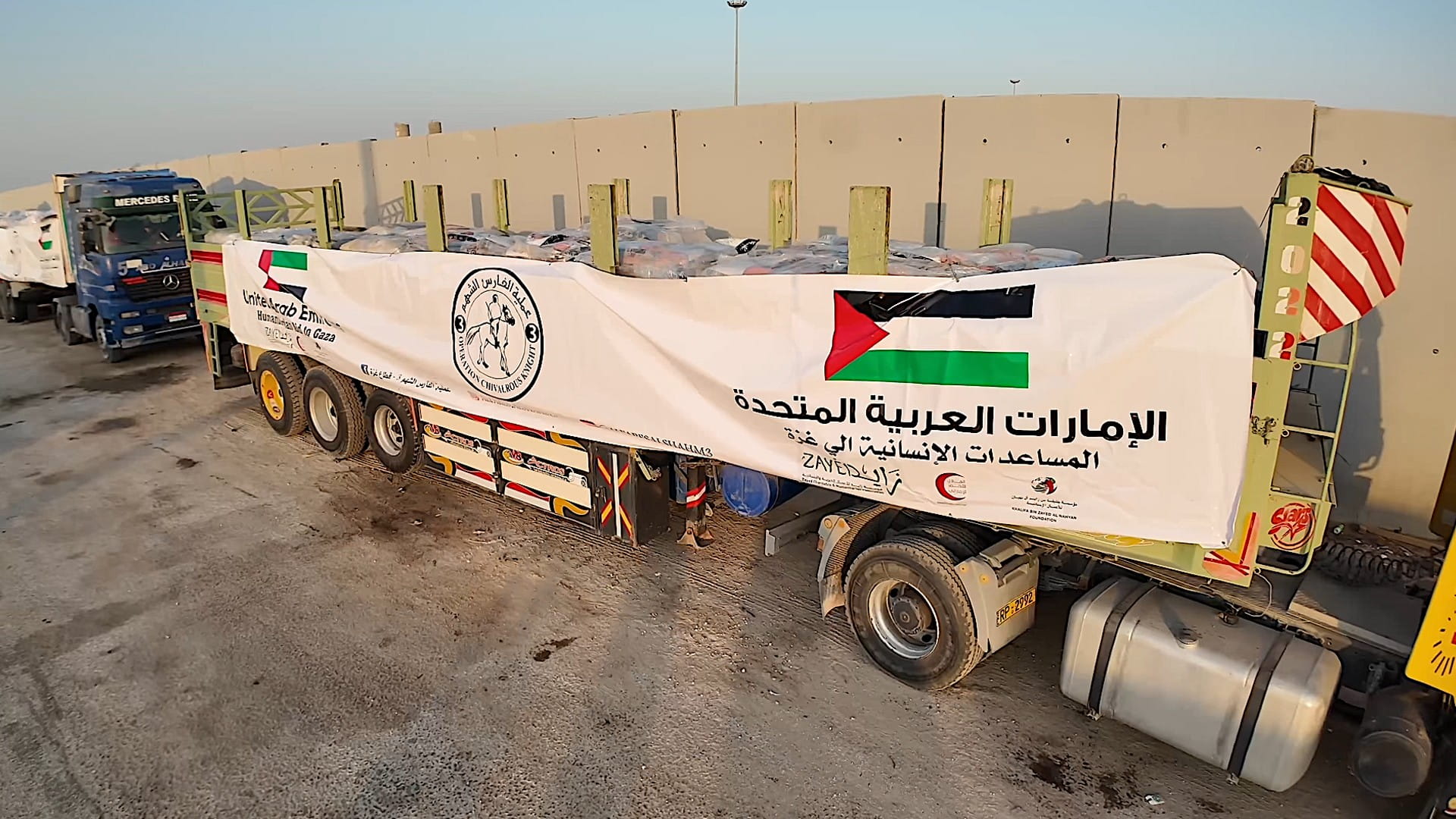 Four UAE’s ‘Chivalrous Knight 3’aid convoys arrive in Gaza 