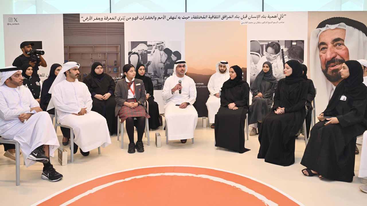 "الطاقة" تبحث تعزيز دور الشباب في التحول إلى السيارات الكهربائية