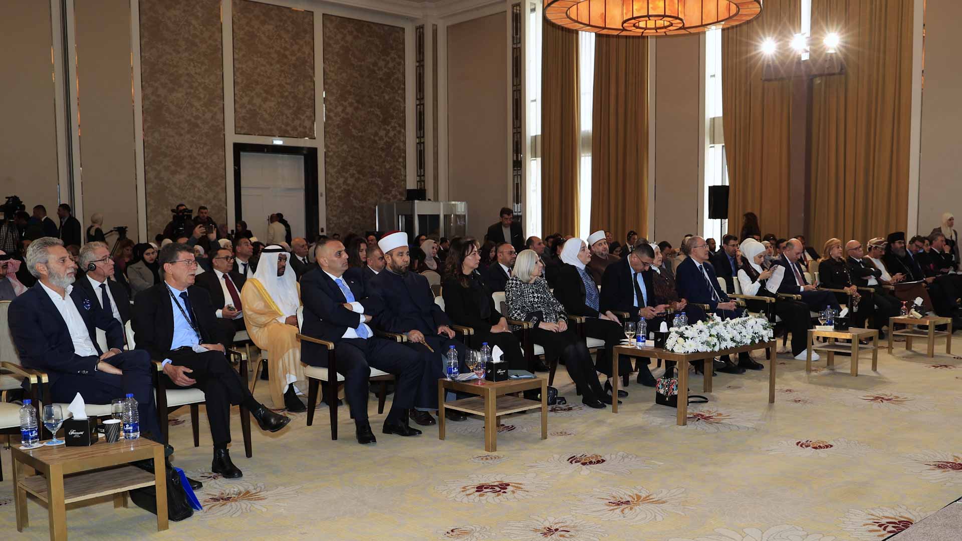 أيمن الباروت يشارك في المؤتمر الدولي حول حقوق الطفل الفلسطيني 