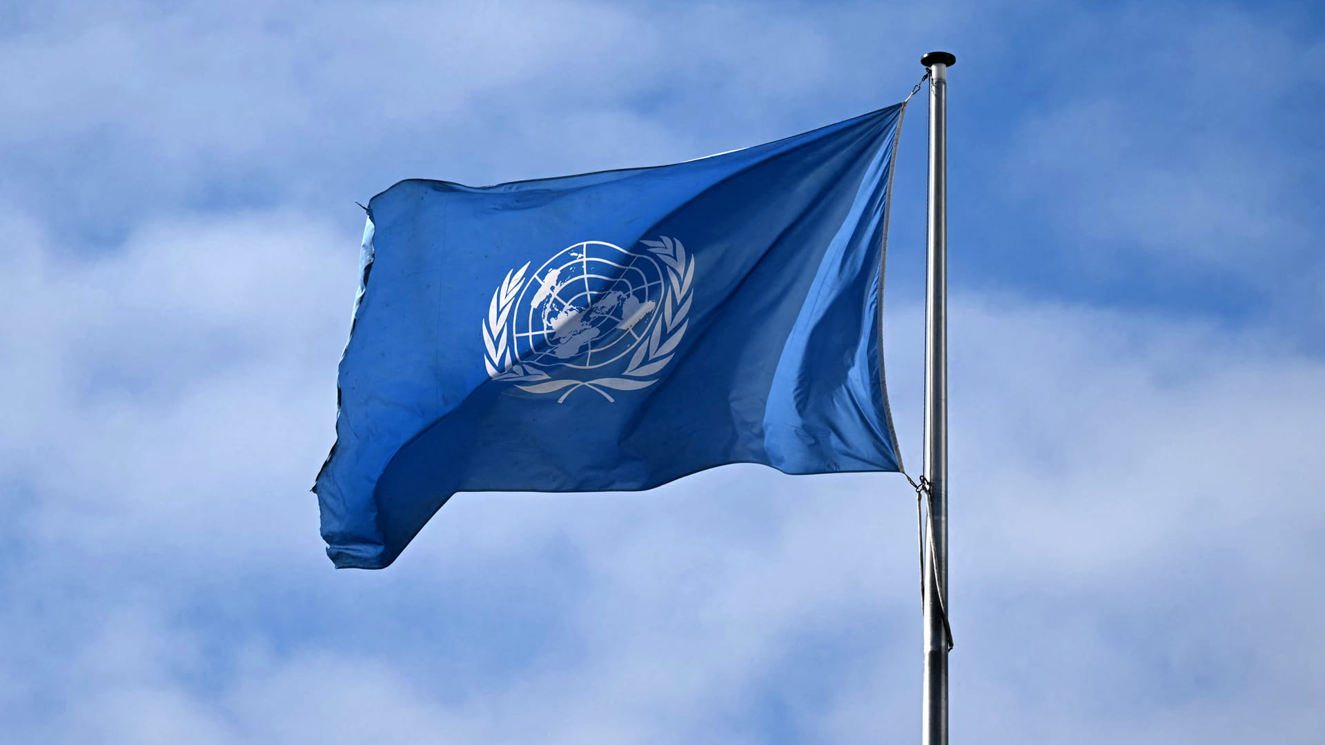 Record 281 aid workers killed in 2024, says UN 