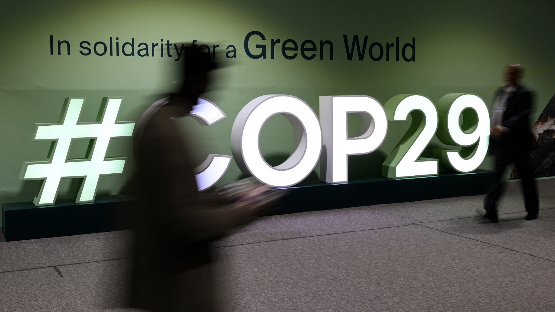 Wealthy nations offer $250 bn on climate but pressed for more 