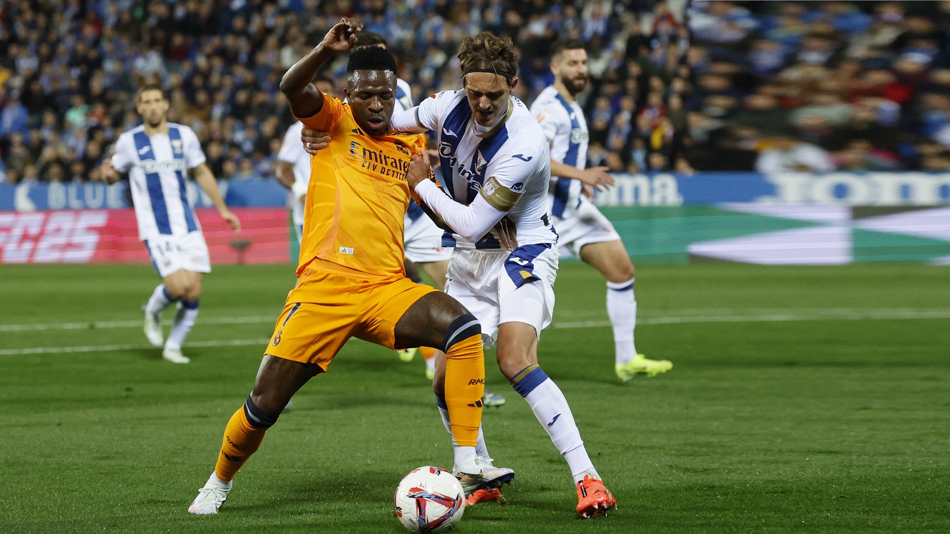 ريال مدريد يقسو على ليجانيس بالدوري الإسباني لكرة القدم 