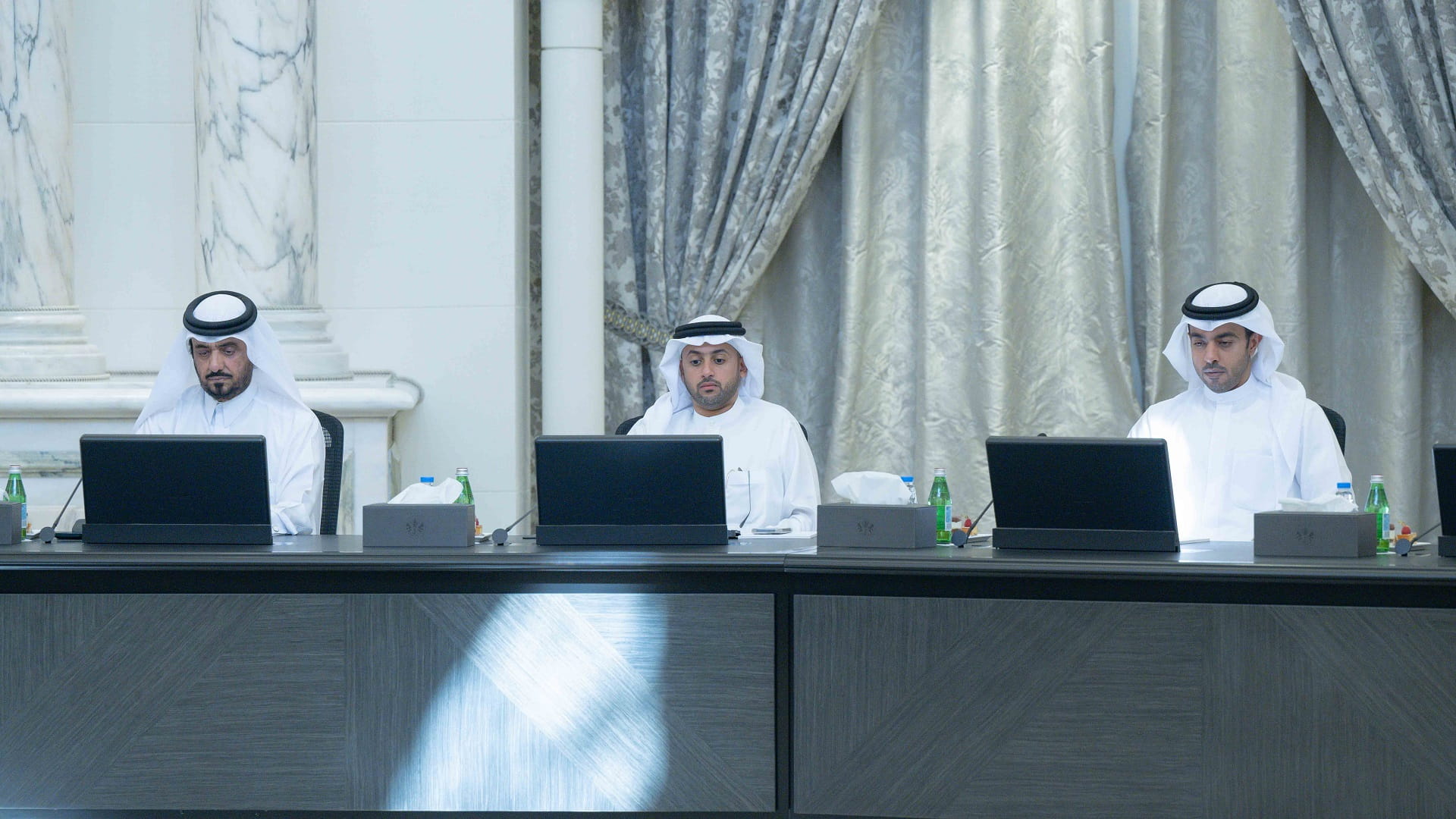 المجلس التنفيذي يطلق "برنامج الشارقة لتحسين تجربة المتعامل"