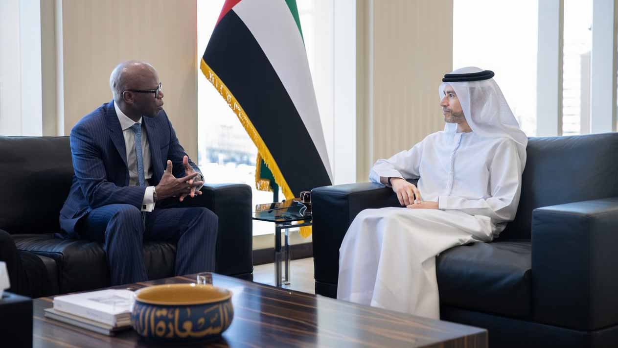 الحسيني يبحث مع نائب رئيس البنك الدولي تعزيز التعاون الاستراتيجي 