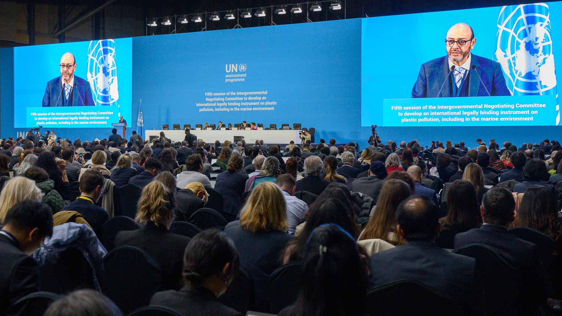 Image for the title: Environmentalists slam lobbyist influence on plastic talks 