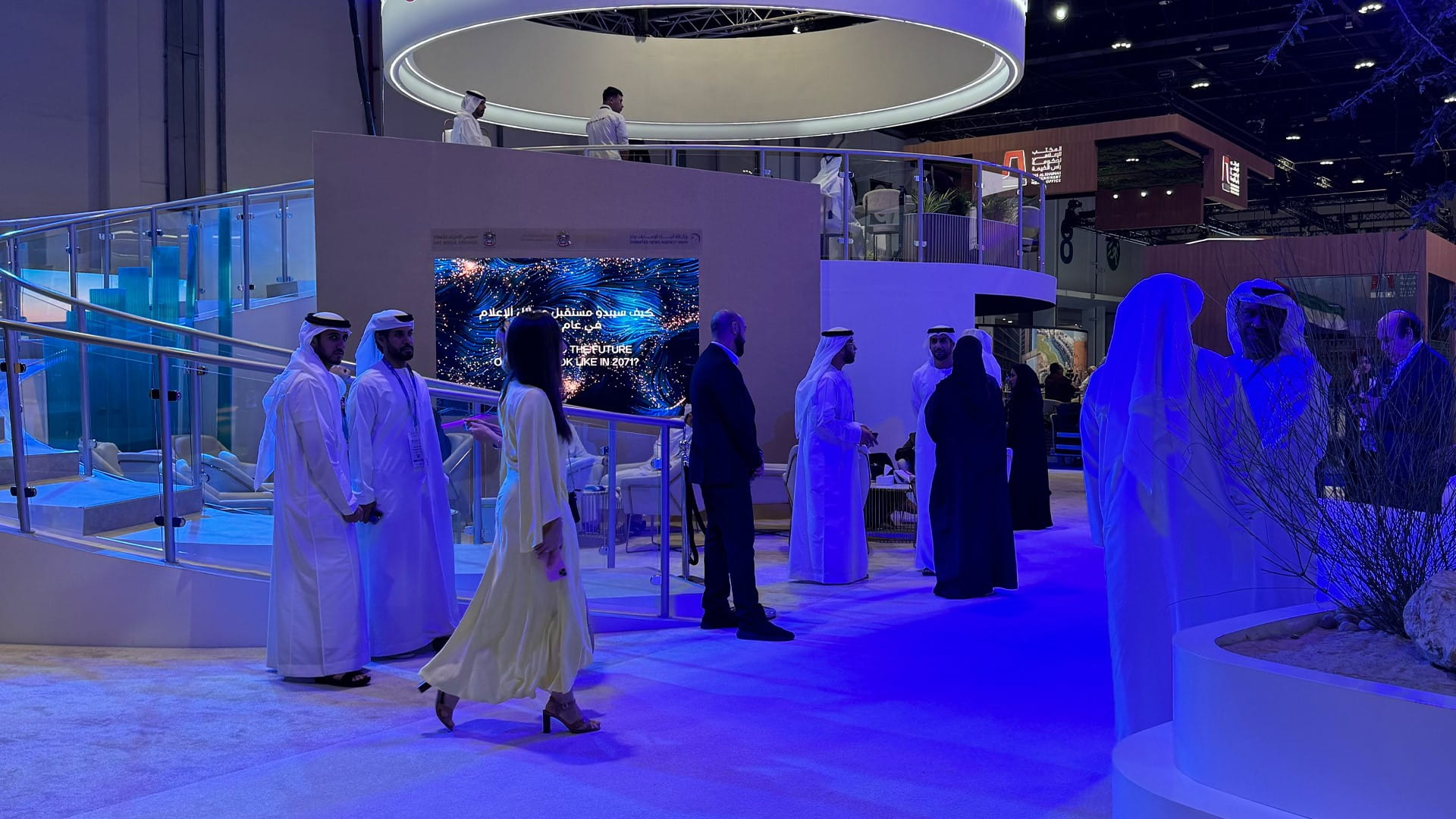 جناح "إعلام الإمارات" في "الكونغرس" يستعرض تطور الإعلام الوطني 