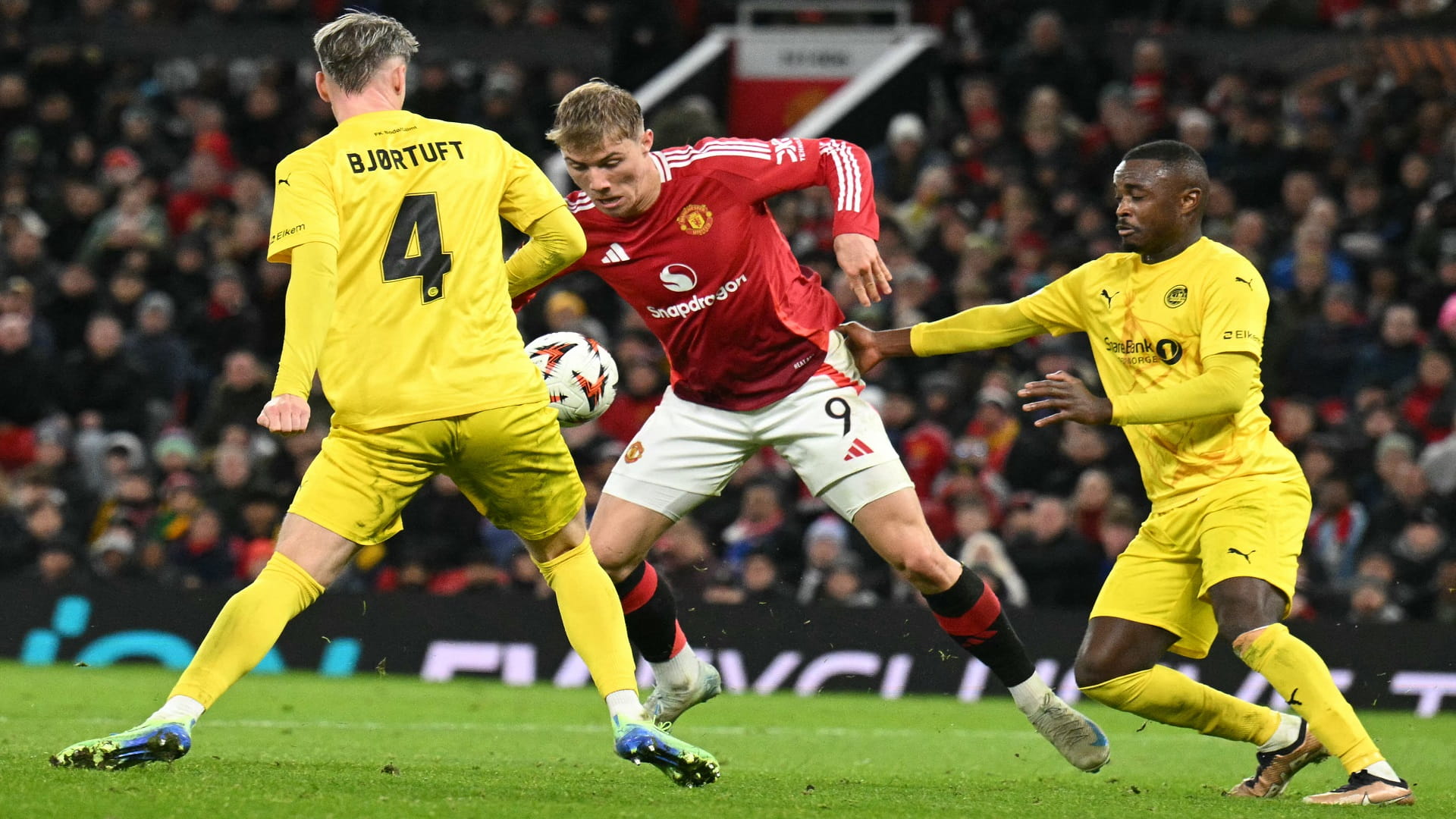 مانشستر يونايتد يفوز على بودو جليمت النرويجي بالدوري الأوروبي    