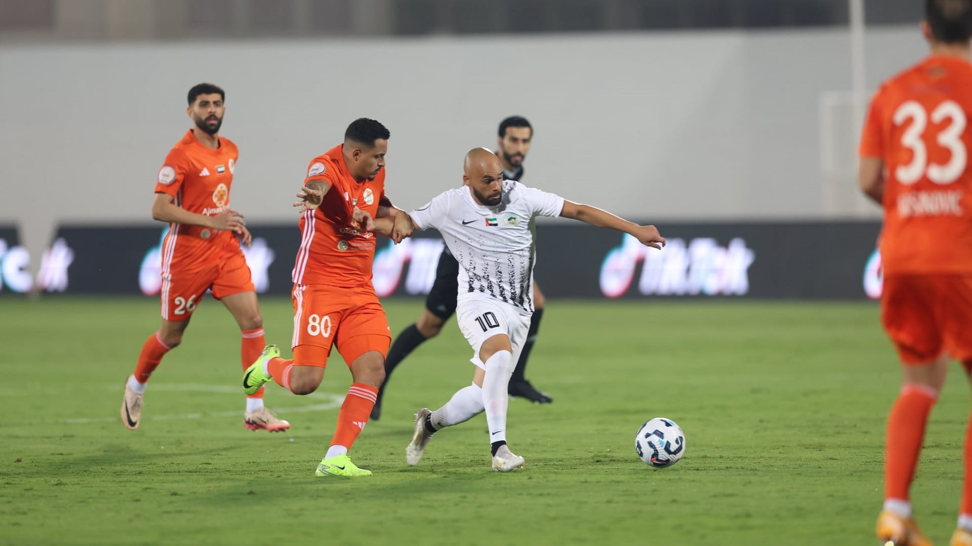 "فيفا" يرفع الحظر المؤقت على نادي البطائح لكرة القدم 