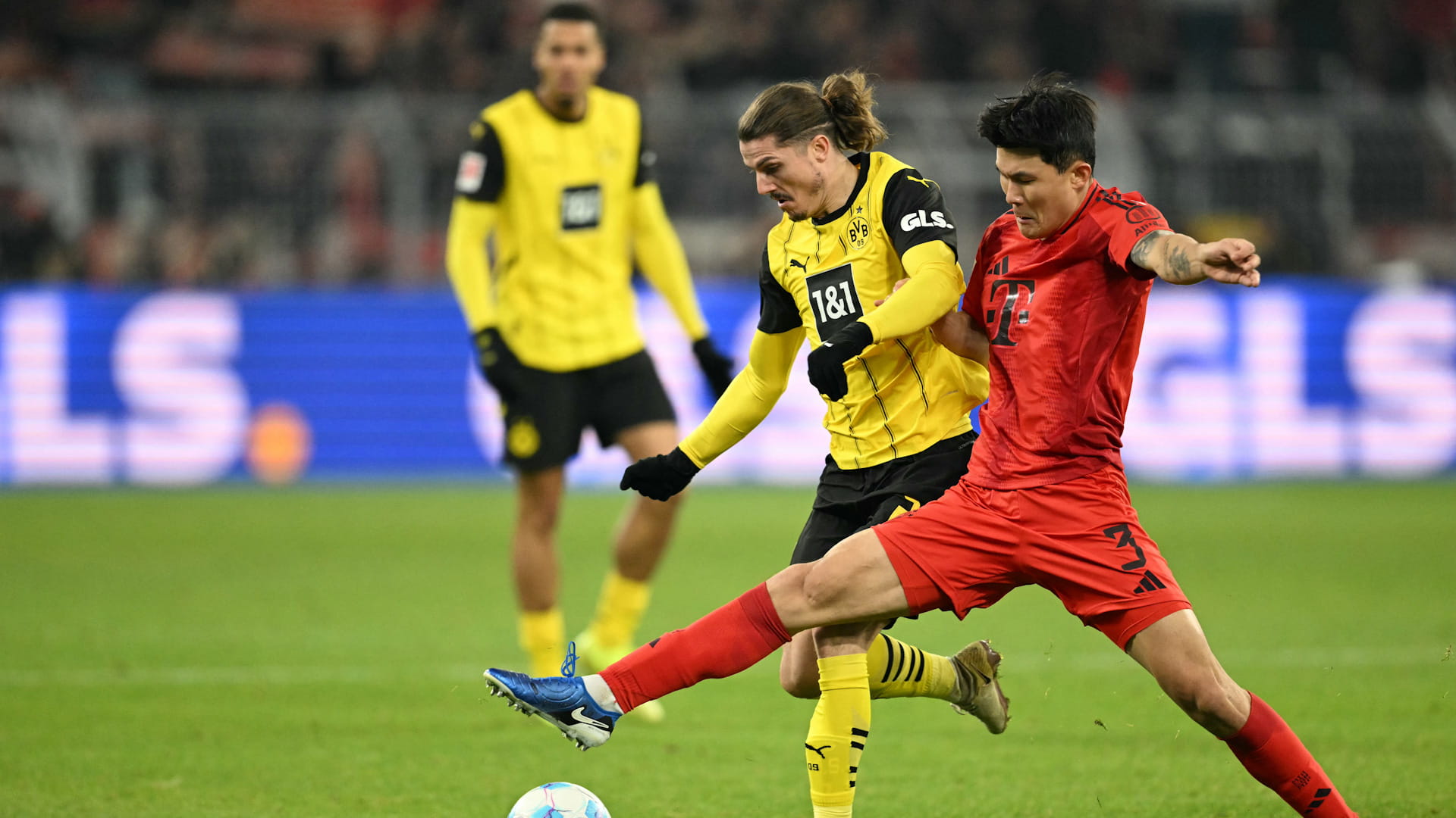 Musiala rescues point for Bayern at Borussia Dortmund