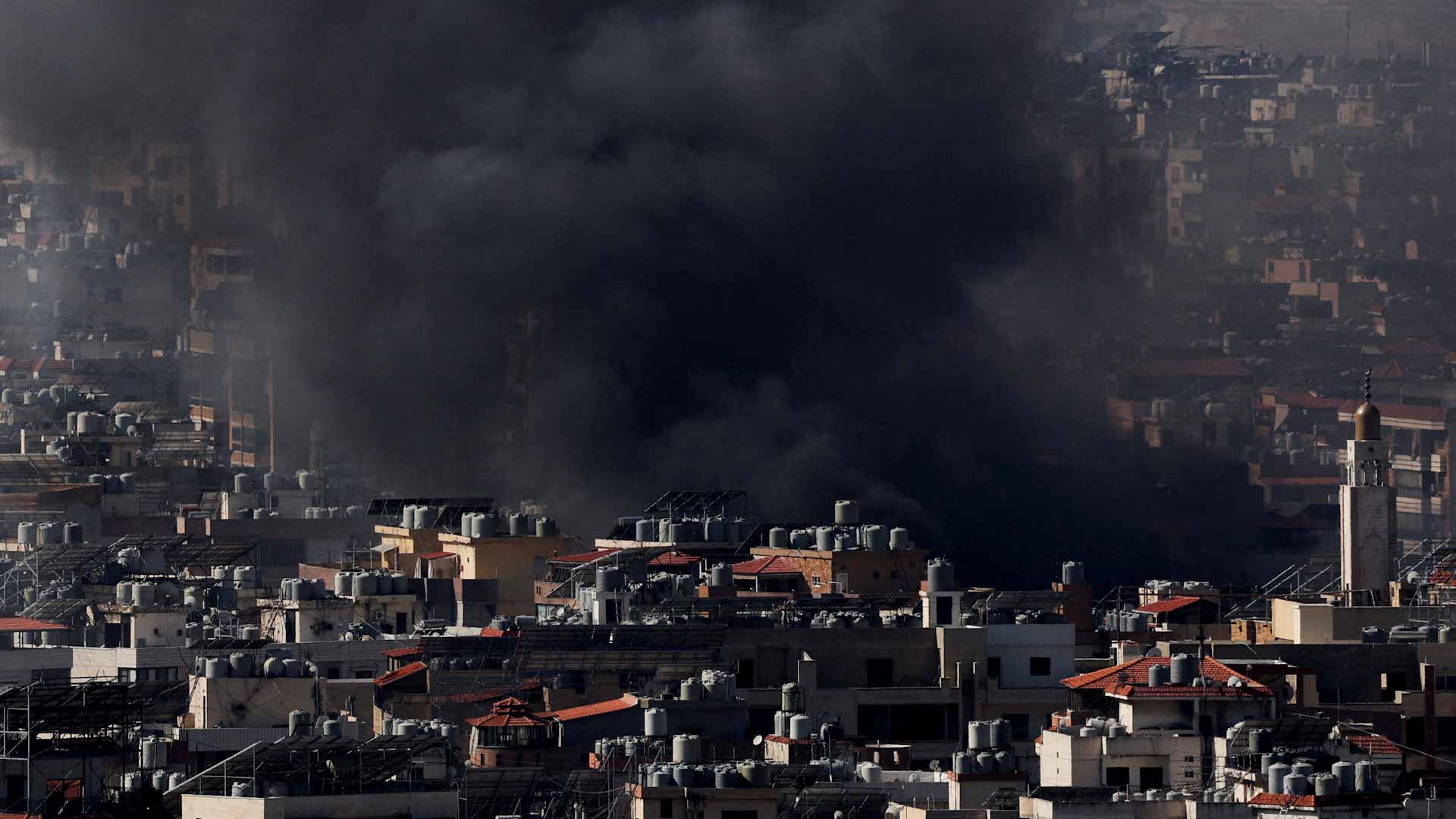 وسط تصاعد التوتر بالشرق الأوسط..روسيا تبدأ إجلاء مواطنيها من لبنان 