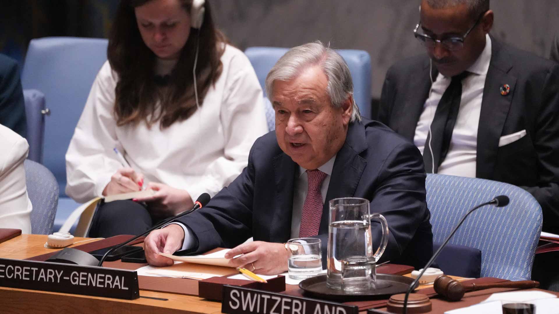 غوتيريش يدعو لوقف العنف المتبادل في الشرق الأوسط