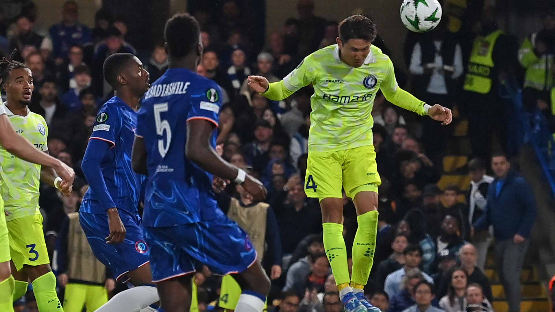 تشيلسي الإنجليزي يقسو على جينت البلجيكي في دوري المؤتمر الأوروبي    