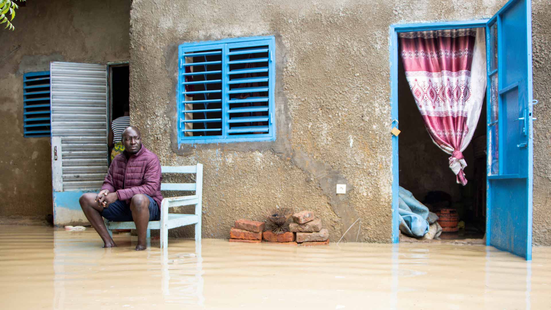 Chad sounds alarm as heavy rains swell two rivers 