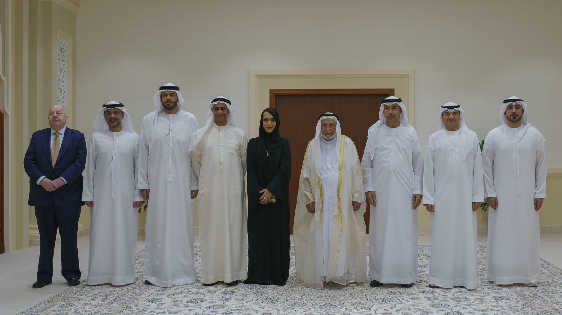 Sharjah Ruler receives Emirates Institute of Finance’s members  