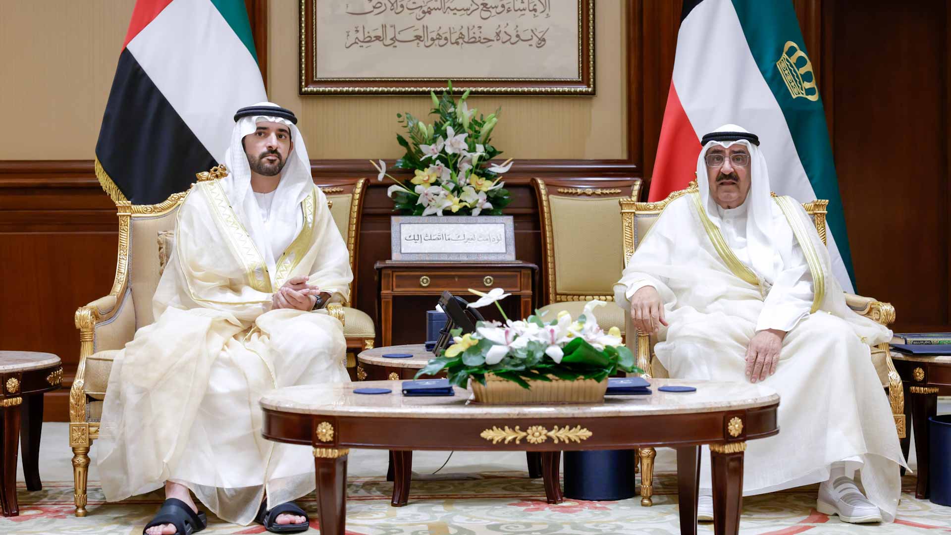 أمير الكويت يستقبل حمدان بن محمد ويستعرض معه العلاقات الثنائية