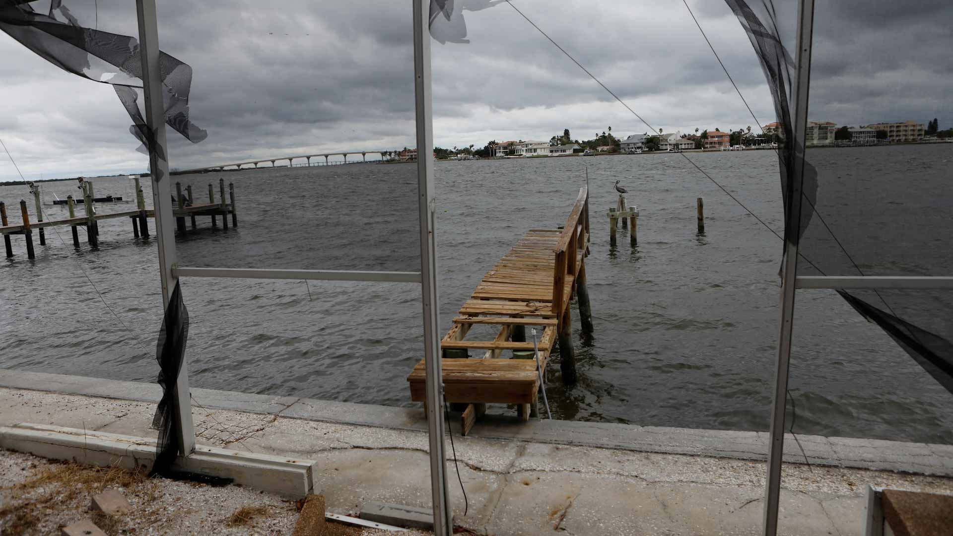 Category 5 Hurricane Milton roars towards storm-battered Florida 