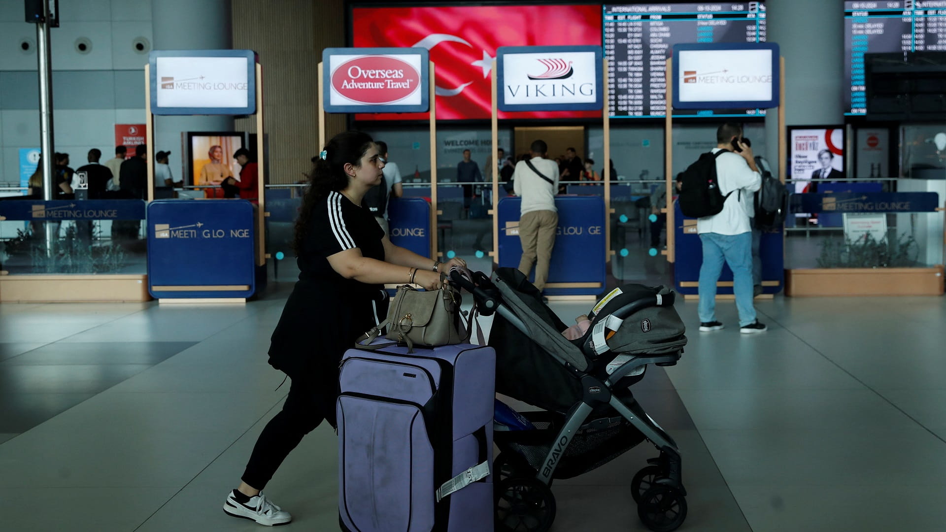 عبر تركيا.. الولايات المتحدة تنقل ألف مواطن أميركي بعيداً عن لبنان