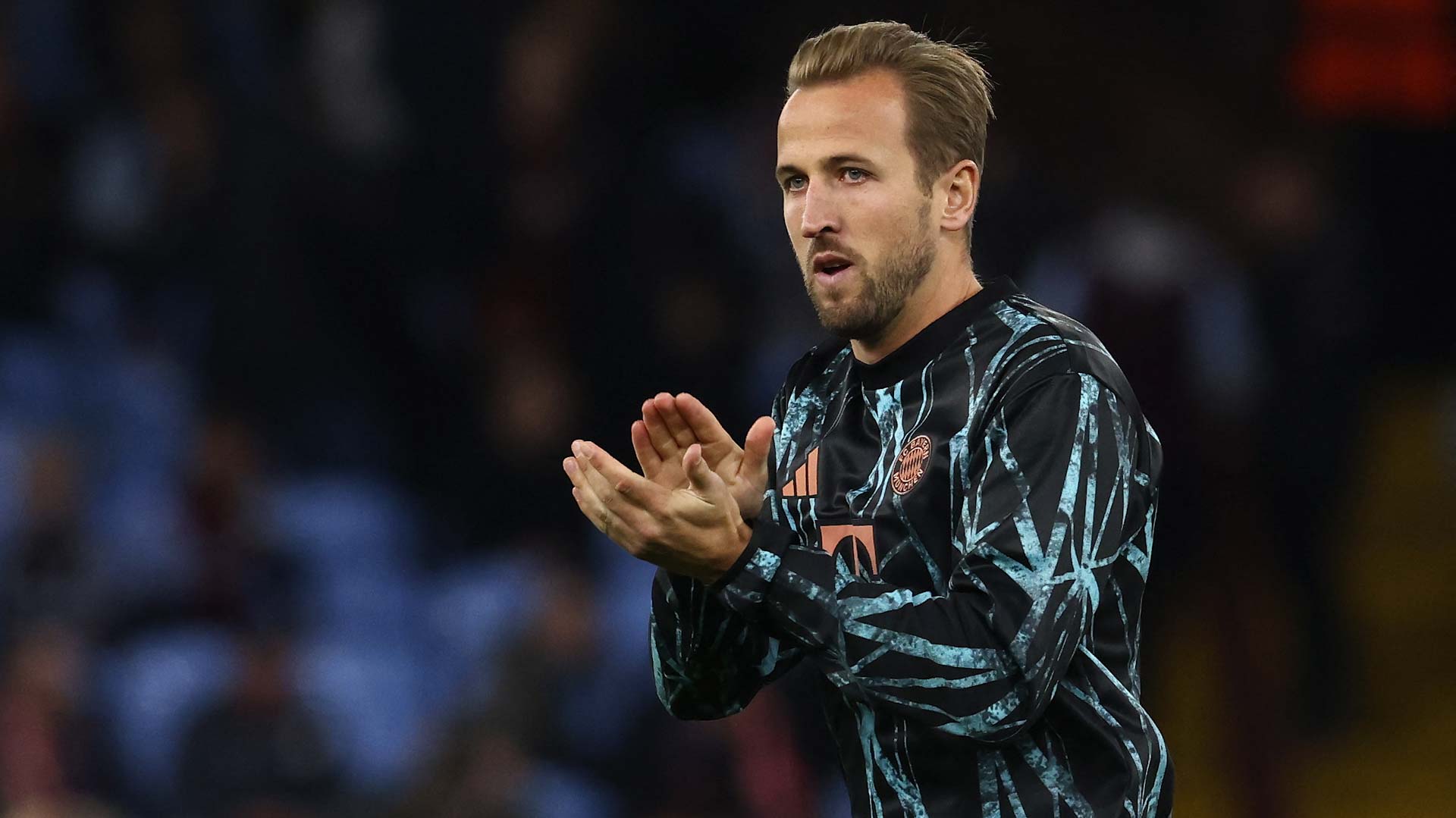 منتخب إنجلترا يخسر جهود هاري كين أمام اليونان في دوري أمم أوروبا 