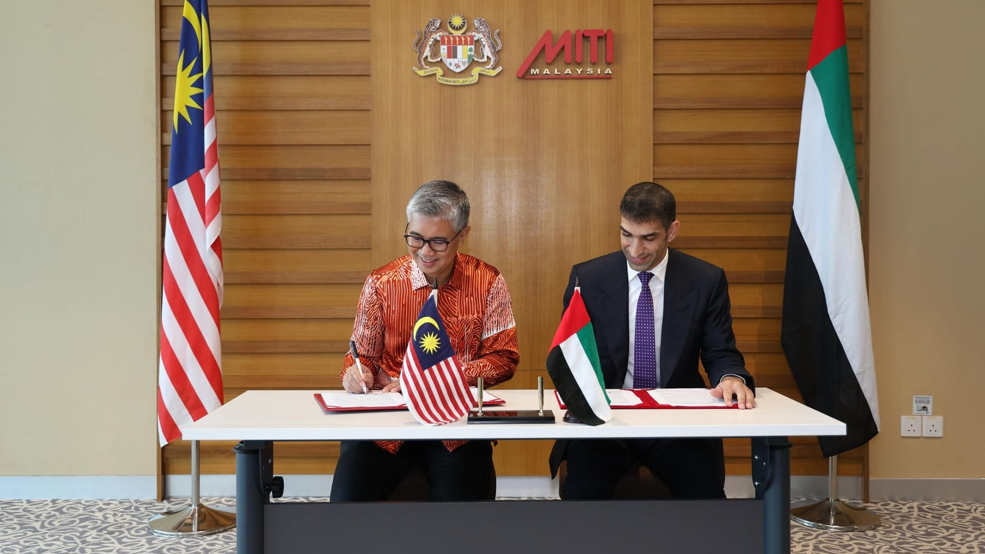 الإمارات وماليزيا تختتمان مفاوضات الشراكة الاقتصادية الشاملة 