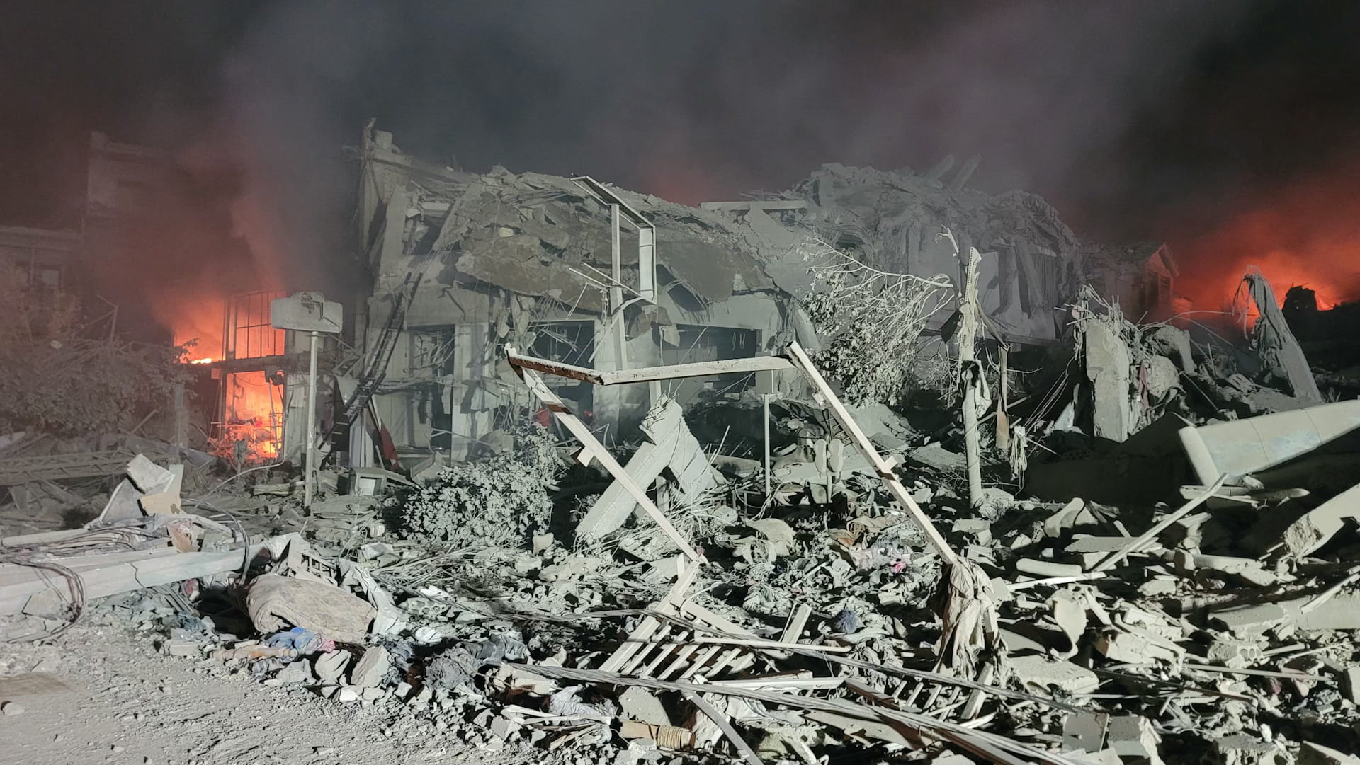 ماكرون يدعو إلى وقف فوري لإطلاق النار في لبنان