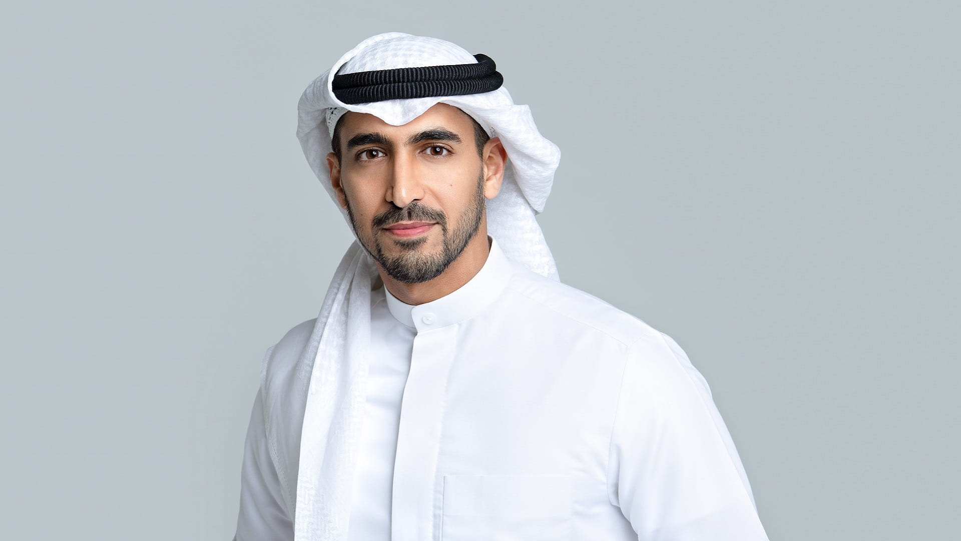 حمود الخضر يستعد لإحياء أمسية غنائية في "الشارقة الدولي للكتاب" 