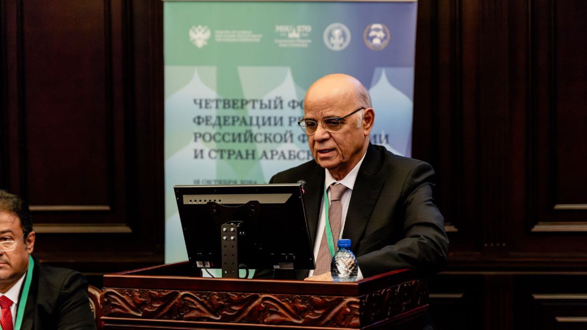 جامعة الشارقة تشارك بالمؤتمر الـ4 لرؤساء الجامعات العربية والروسية 