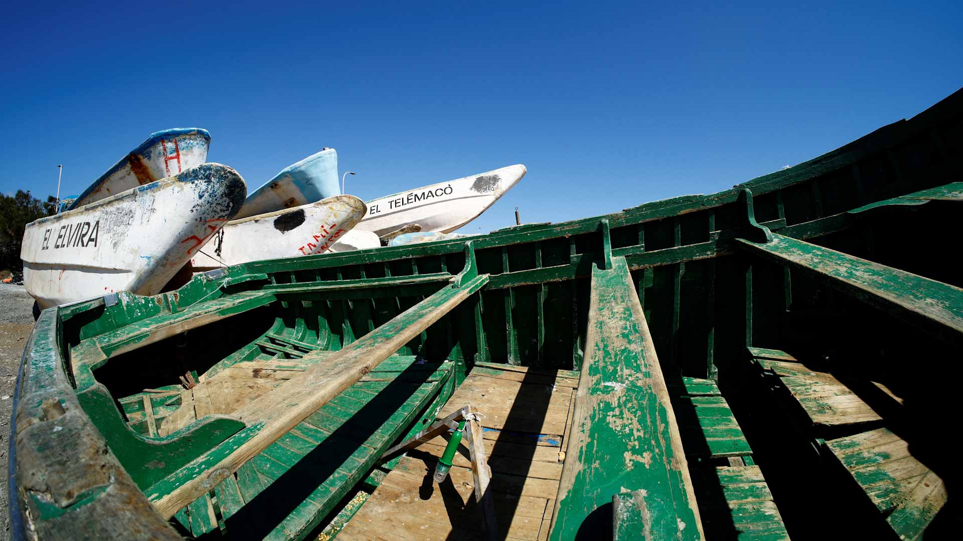  بينهم 14 امرأة..خفر سواحل إسبانيا ينقذ 230 مهاجراً قرب جزر الكناري 