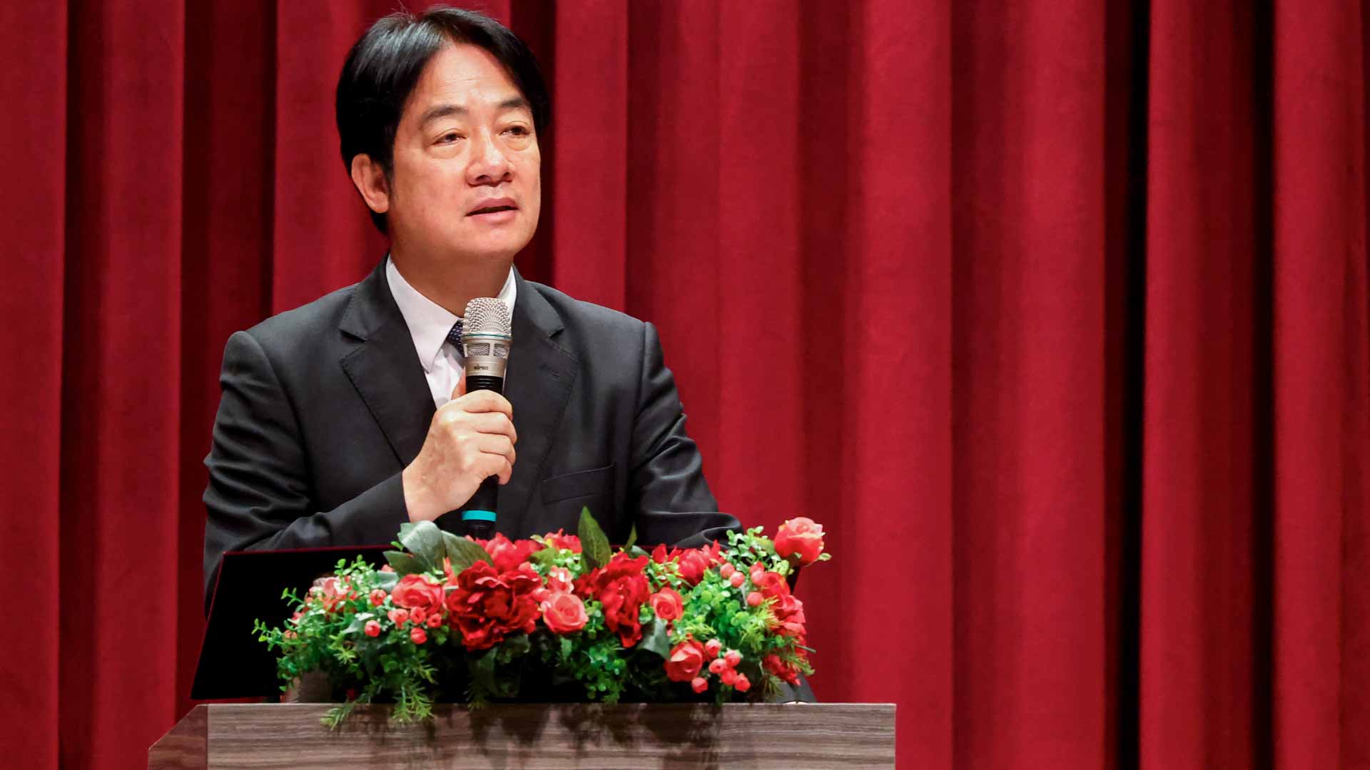 رئيس تايوان يؤكد أن بلاده لن تتراجع في الدفاع عن أراضيها