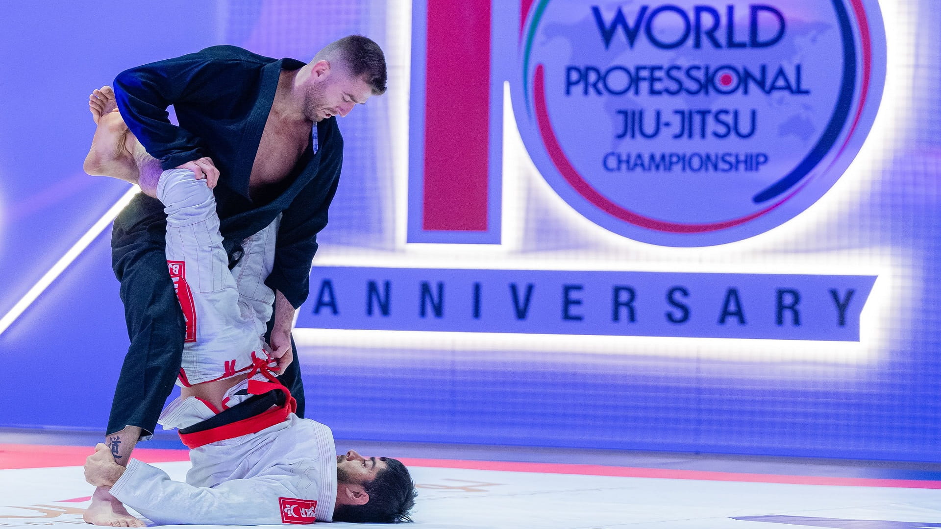 9000 لاعب ولاعبة من 137 دولة يشاركون في "أبوظبي لمحترفي الجوجيتسو"