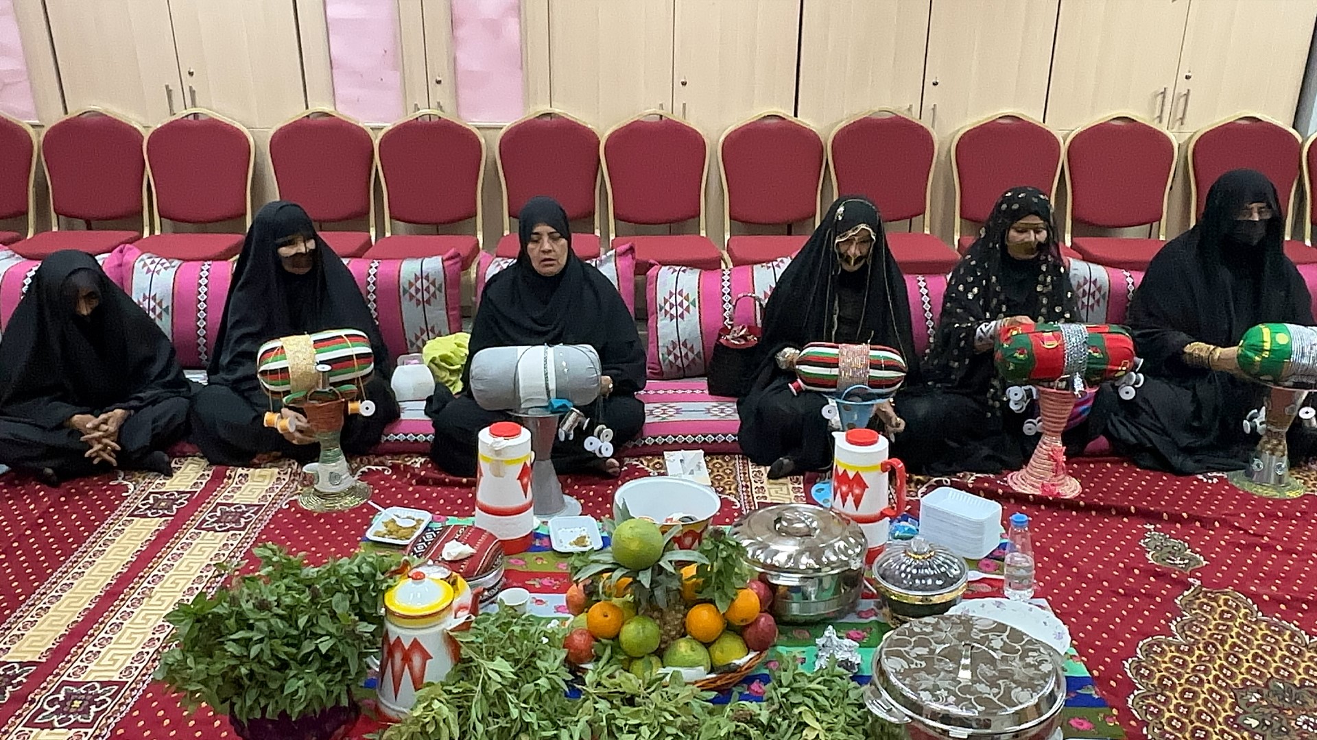Image for the title: Kalba Ladies Club organizes Jewel Exhibition for Women's Supplies
