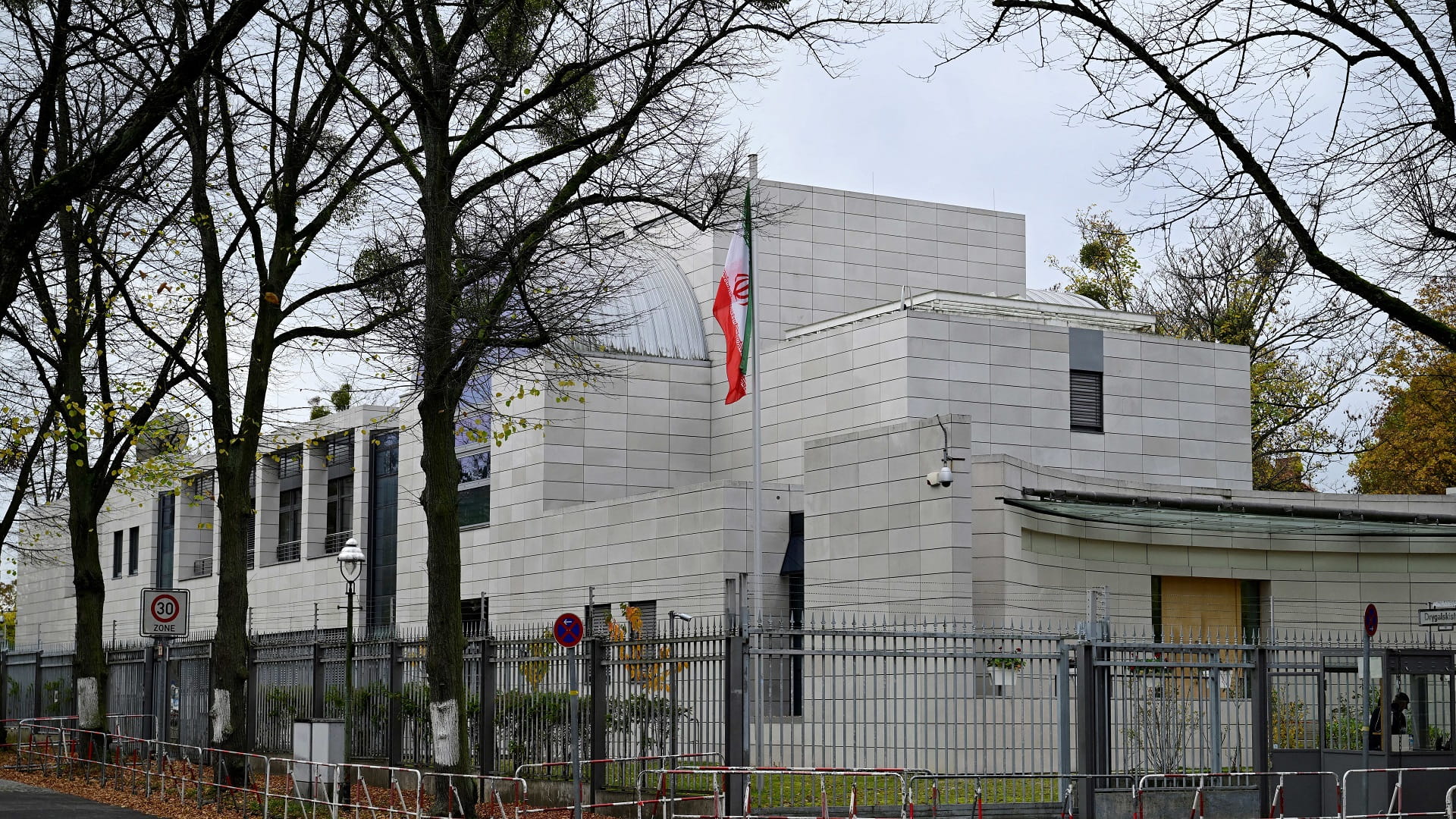 Germany to close Iranian consulates after dual national execution