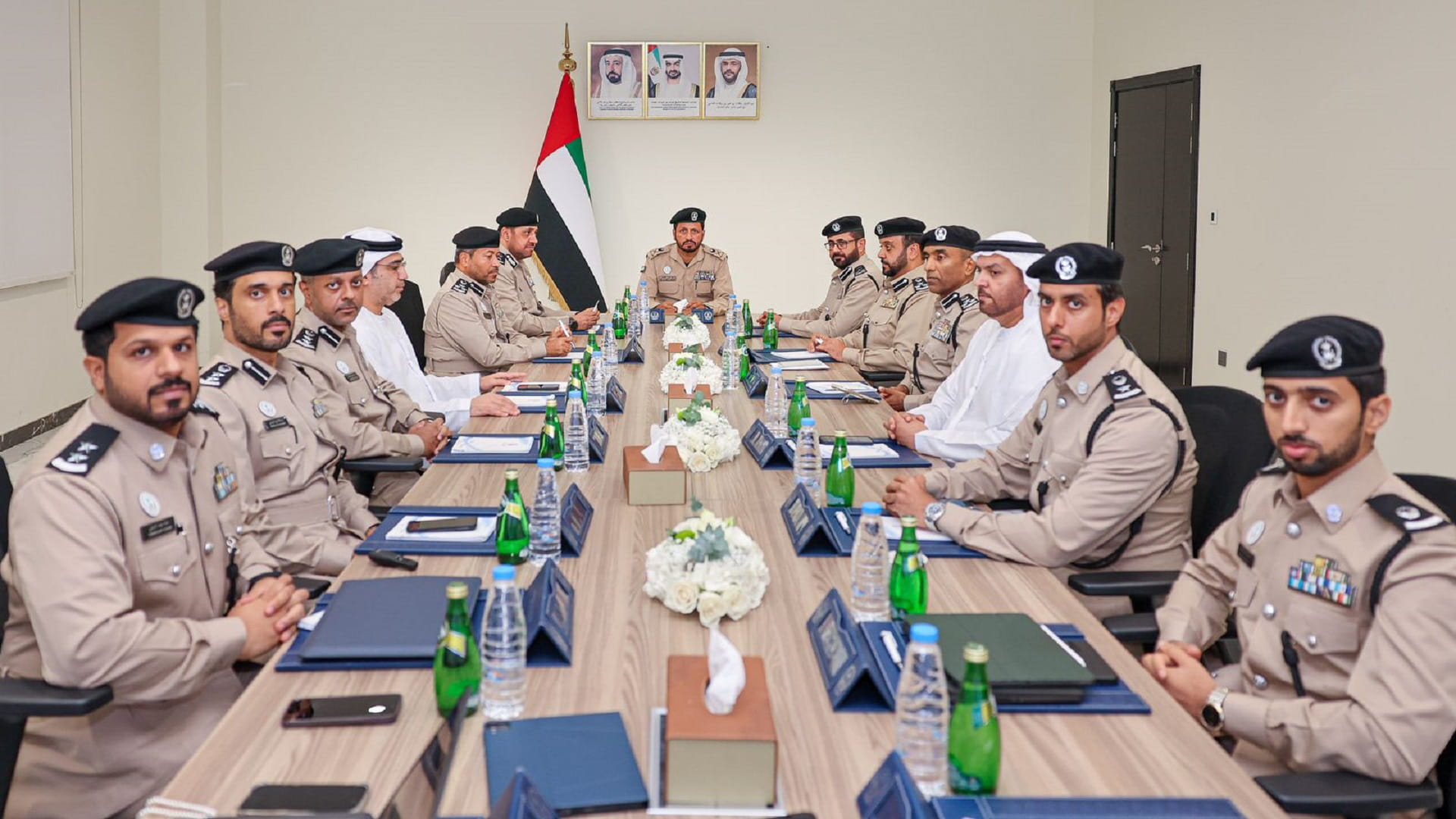 لجنة القيادة العليا في شرطة الشارقة تبحث تعزيز جودة حياة المجتمع 